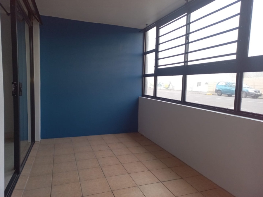 2 Bedroom Property for Sale in Gansbaai Central Western Cape